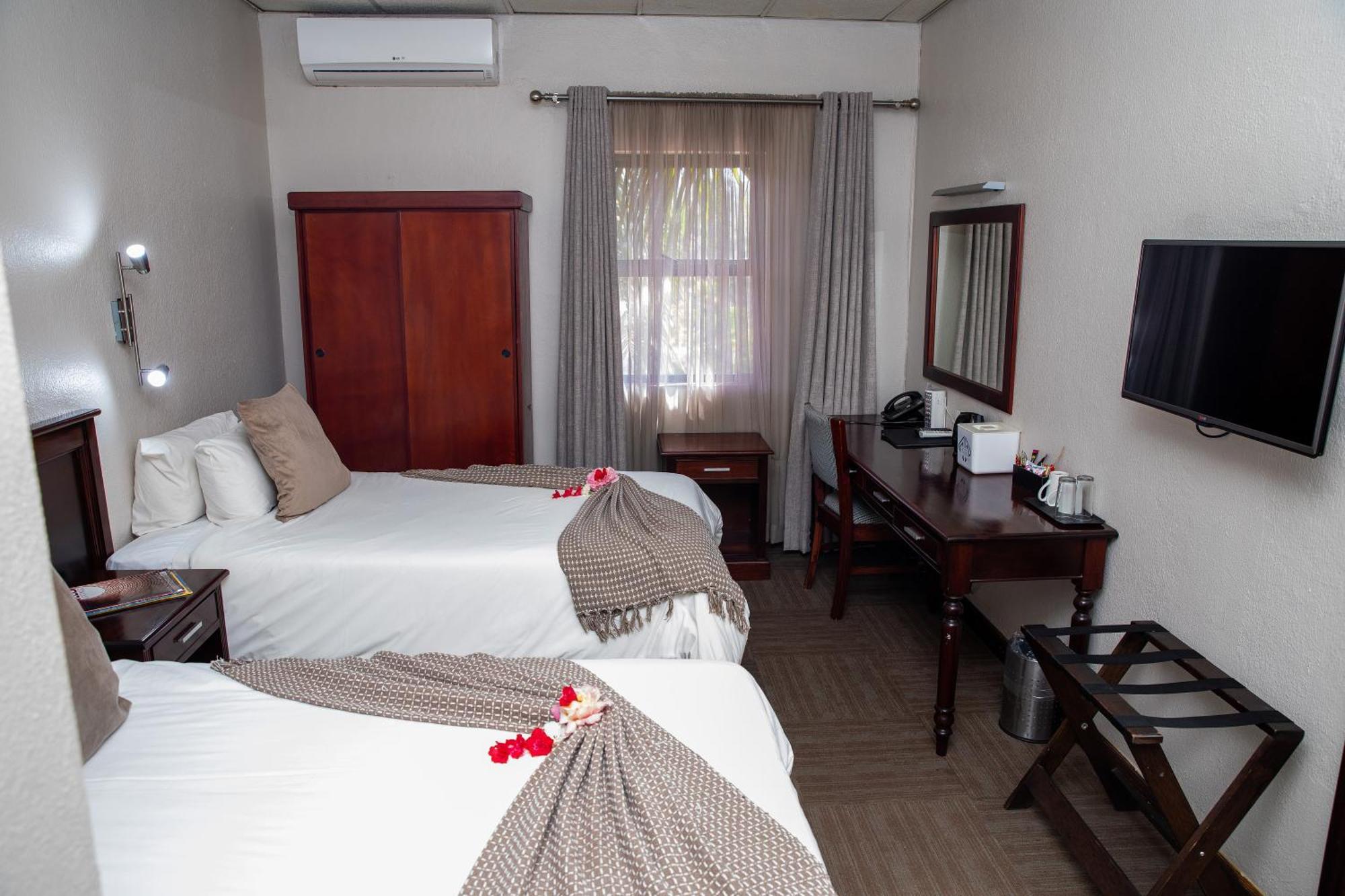 Hotel 247 @ 白河 外观 照片